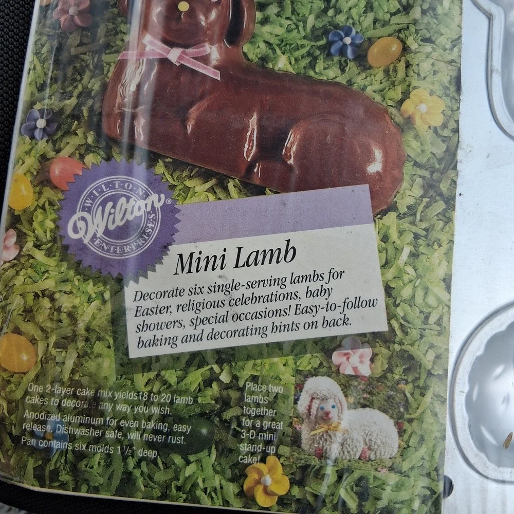Vintage NOS 90s Wilton Mini Lamb Cake Pan Candy Molds NEW